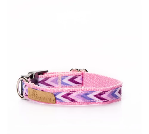 Chevron mintás pink nyakörv